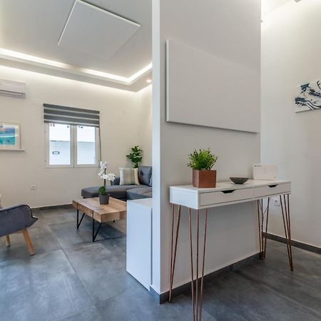 Misty Grey Apartment Near City Centre Iraklio Exterior foto